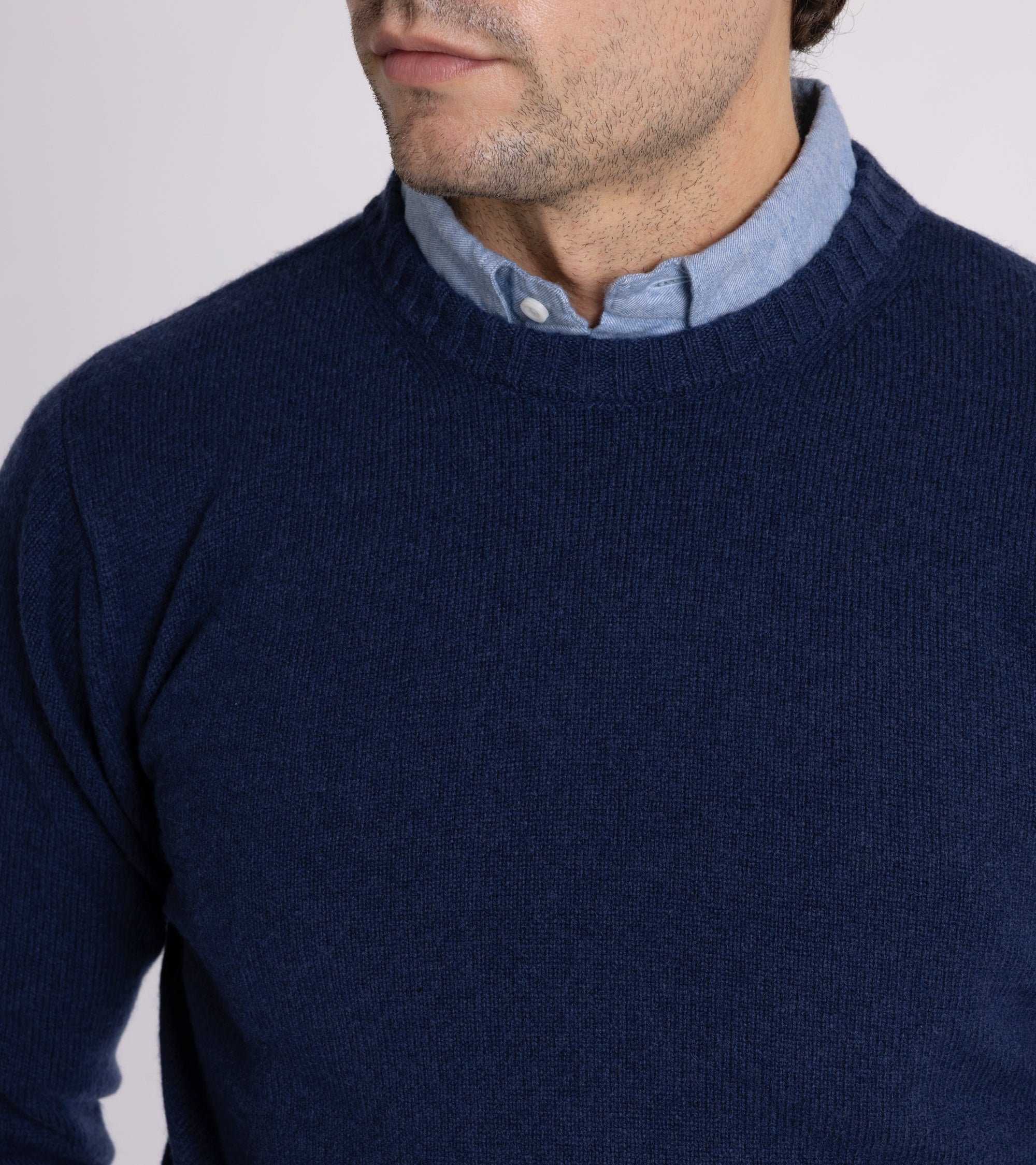Mooncastle Wool Cashmere Silk Crew Neck Sweater: Navy