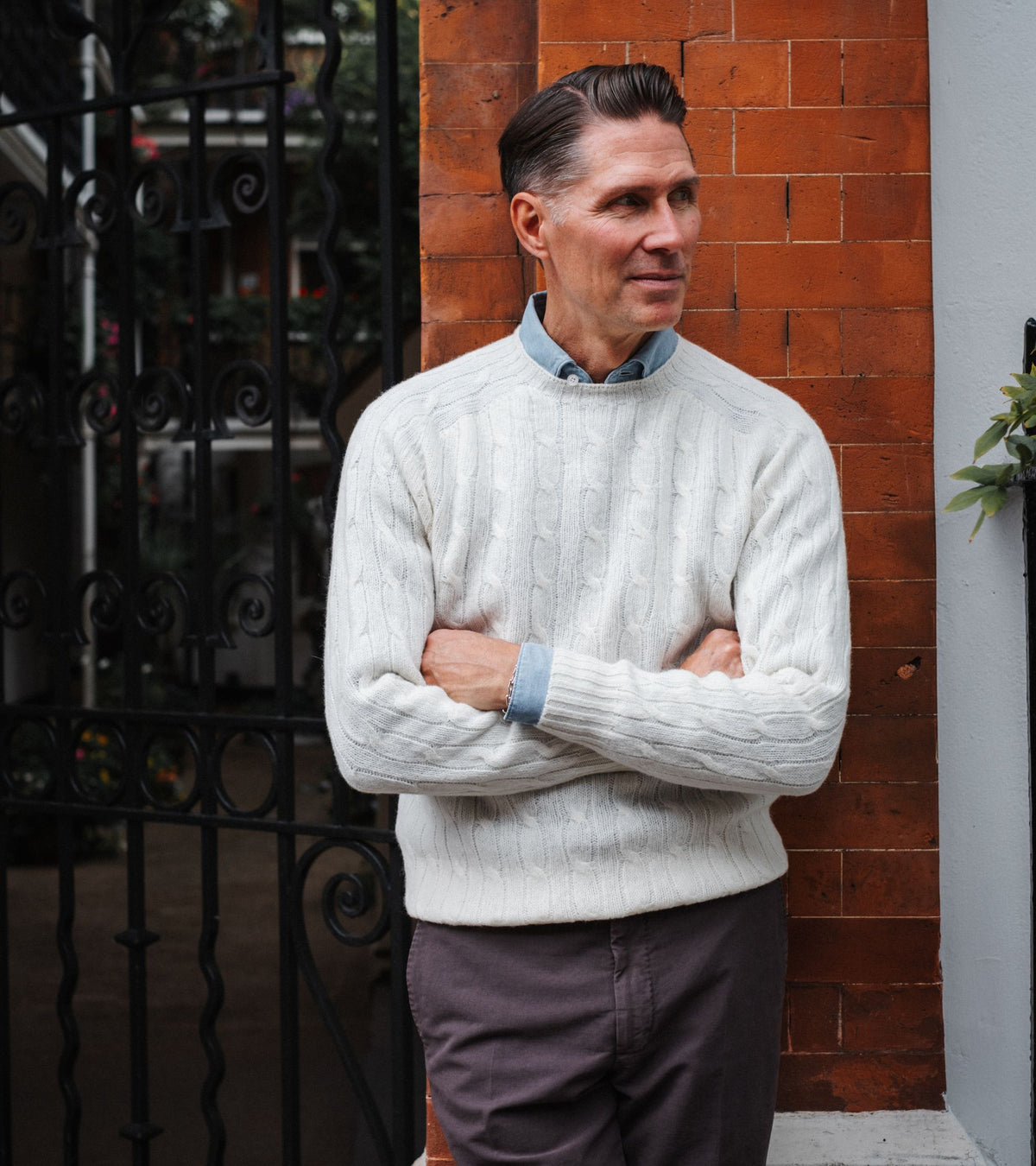 Trunk Grafton Cable Knit Lambswool Crew Neck Sweater: Winter White