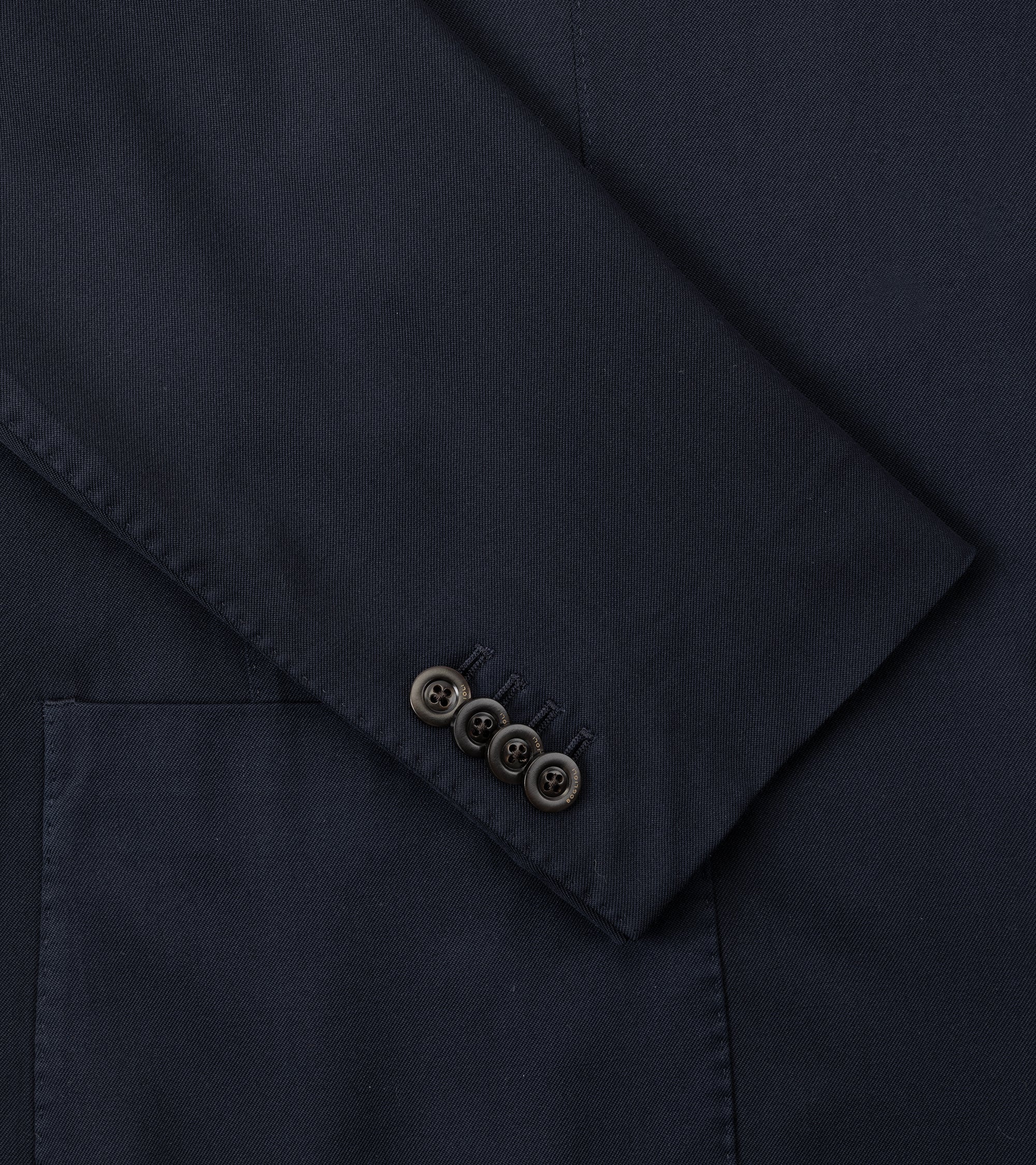 Boglioli Wool Twist Suit: Navy