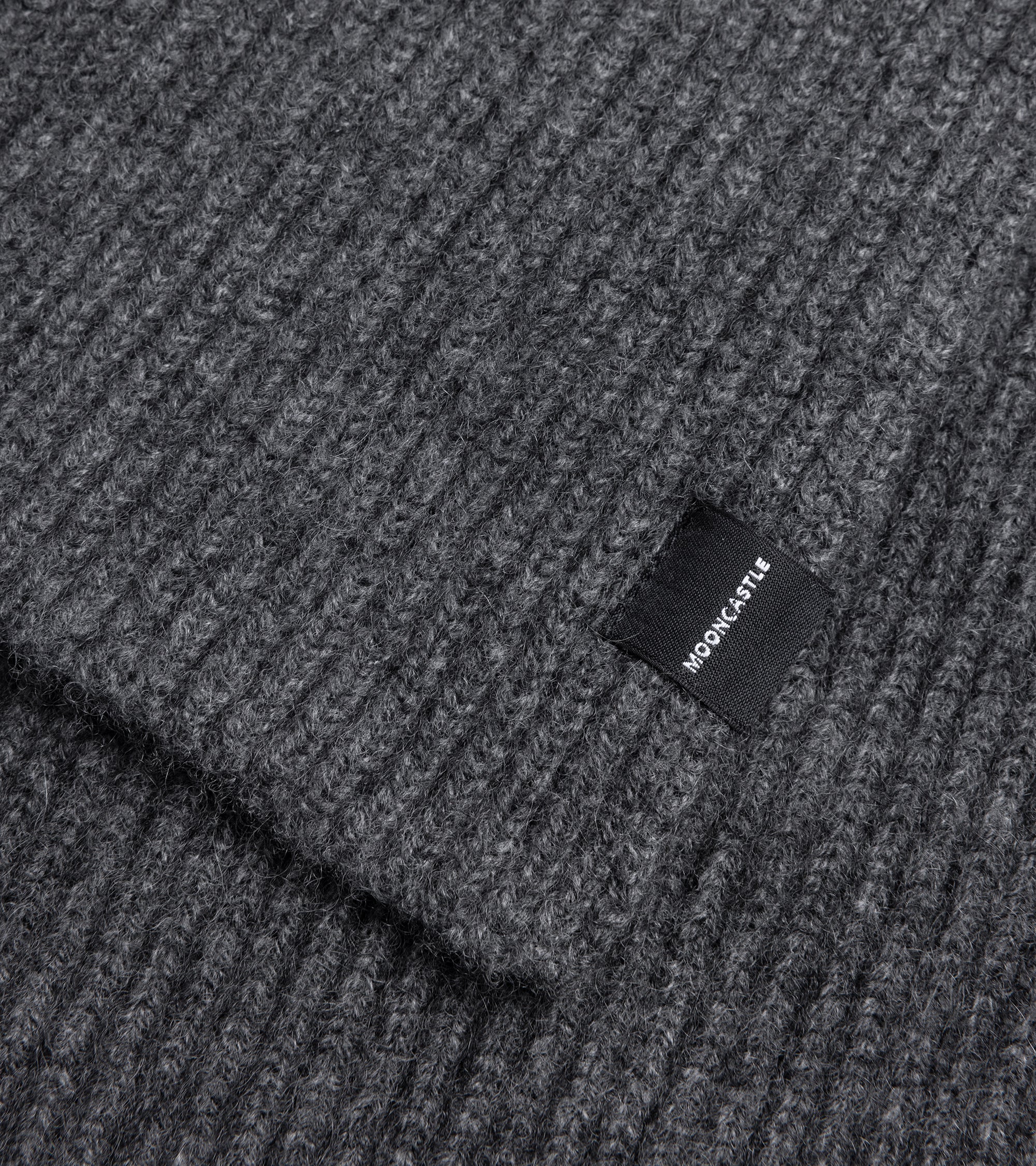 Mooncastle Cashmere Short Scarf: Dark Grey