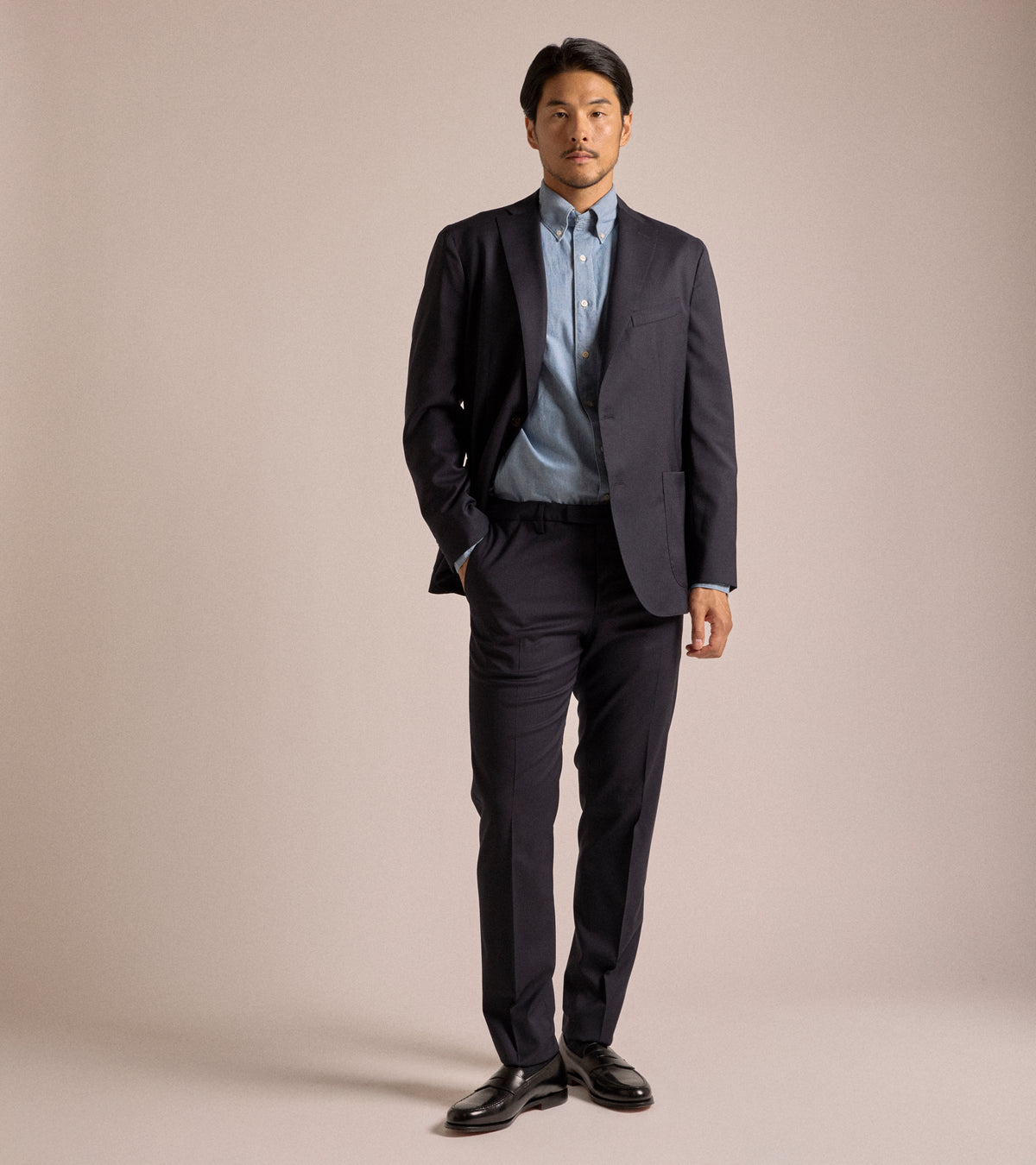 Boglioli Lightweight Wool Travel Suit: Navy