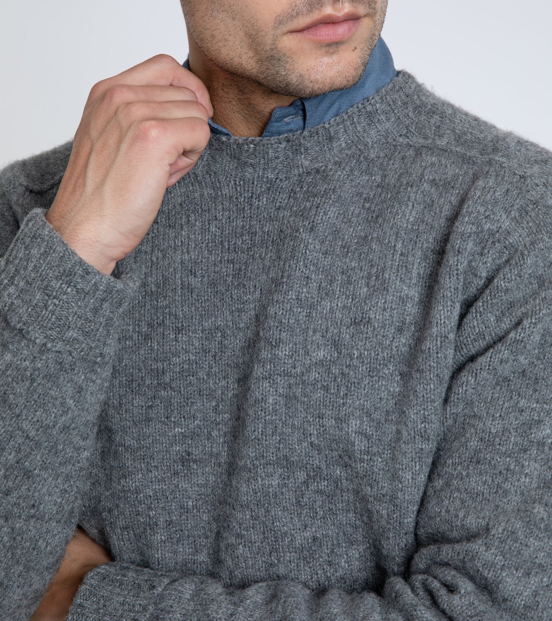 Trunk Berwick Brushed Shetland Crew Sweater: Dark Grey - Trunk Clothiers
