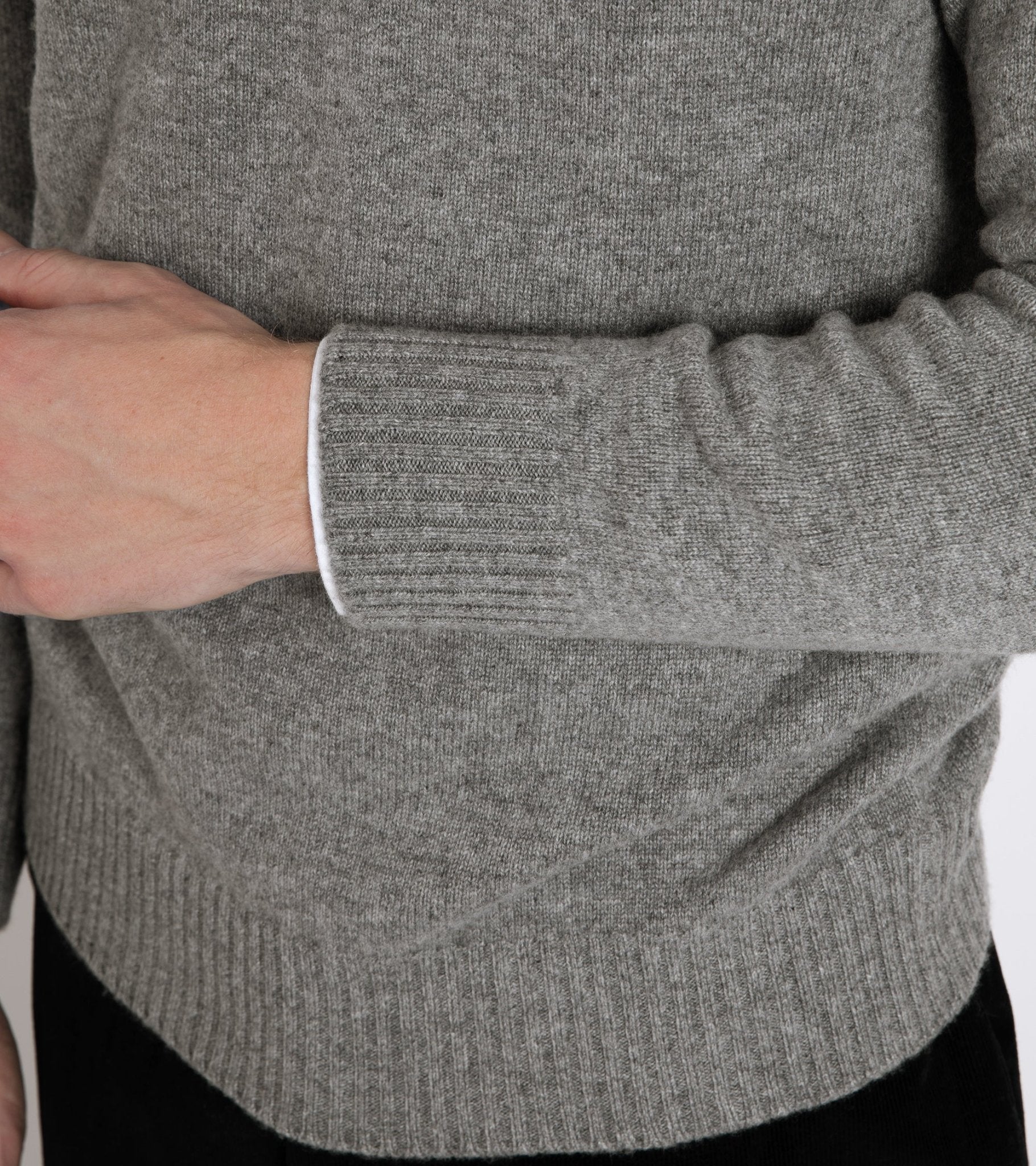 Trunk Crawford Cashmere Crew Neck Sweater: Grey Flannel - Trunk Clothiers