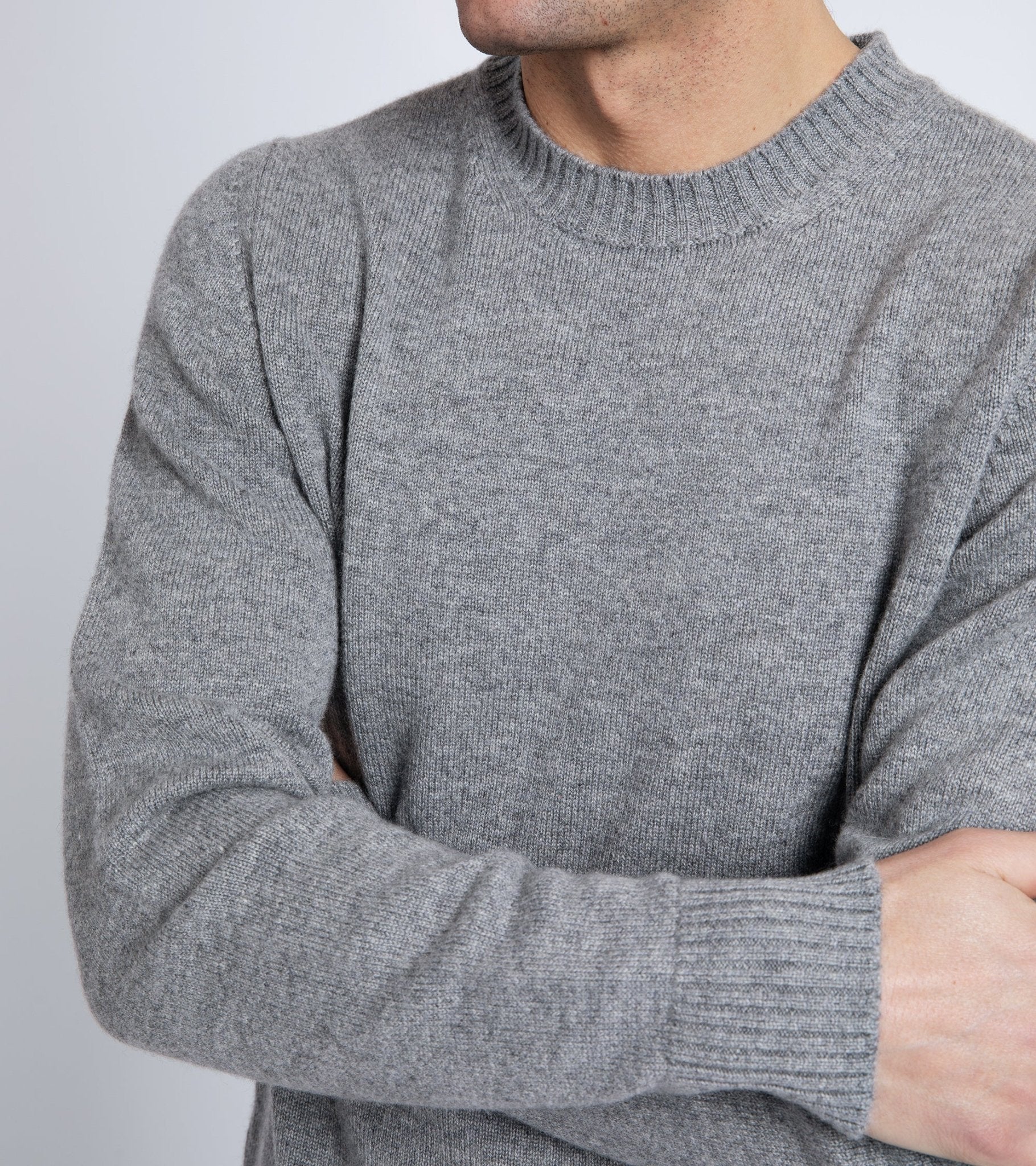 Trunk Dover Cashmere Crew Neck Sweater: Grey - Trunk Clothiers