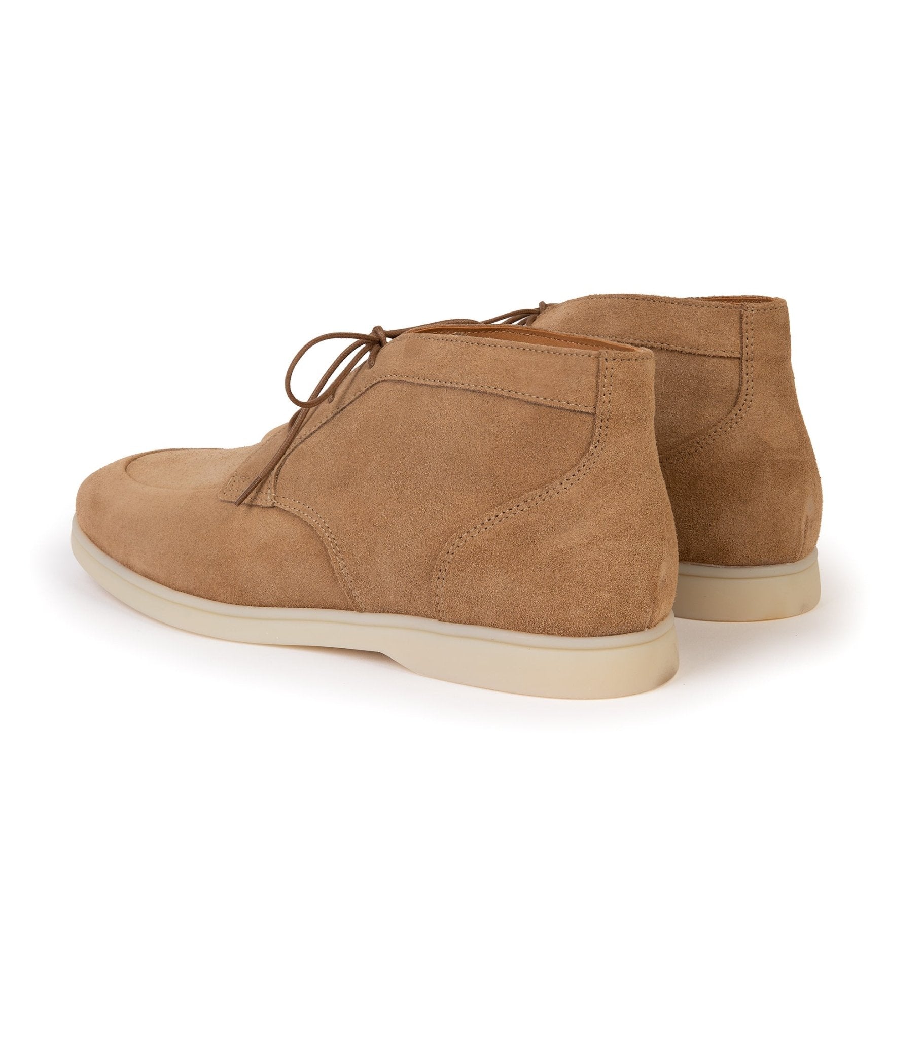 Trunk Dufour Suede Chukka Boot: Beige - Trunk Clothiers