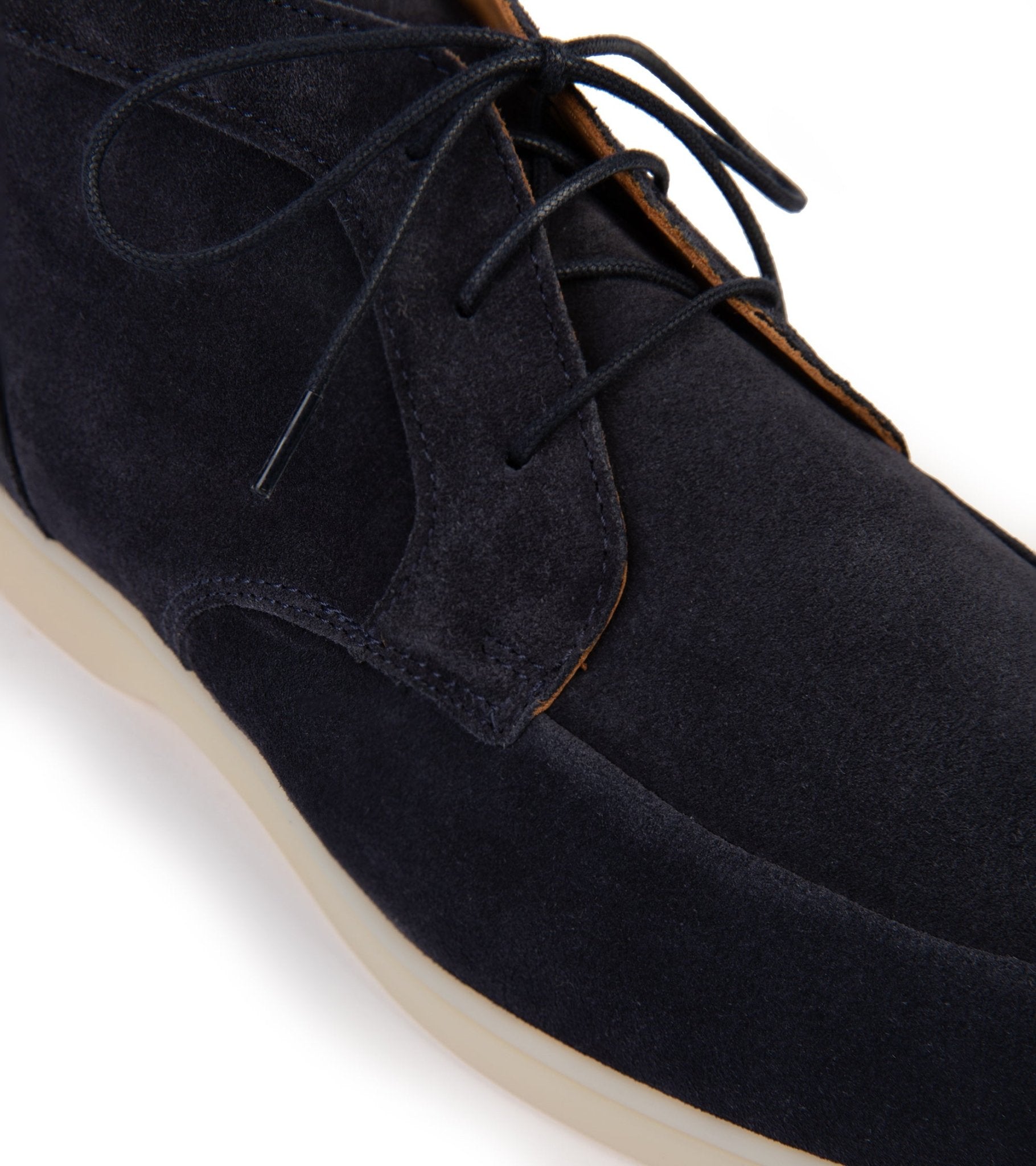 Trunk Dufour Suede Chukka Boot: Navy - Trunk Clothiers