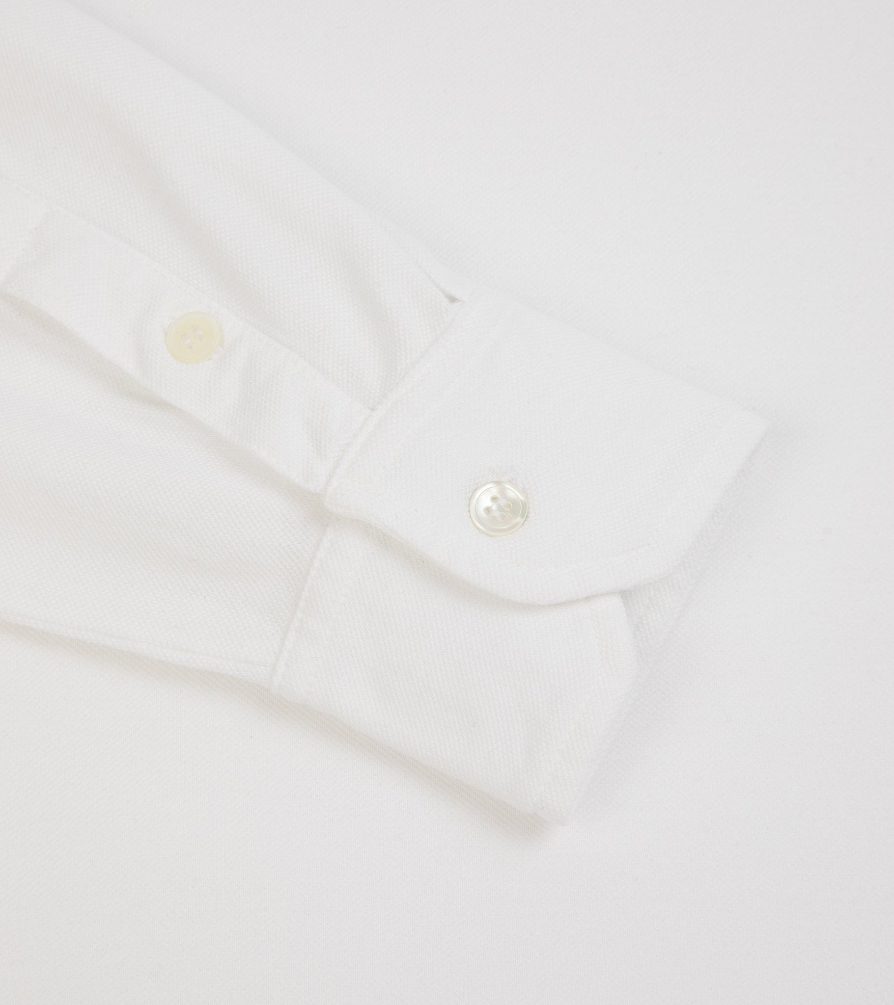 Trunk Moxon Long Sleeve Polo Shirt: White - Trunk Clothiers