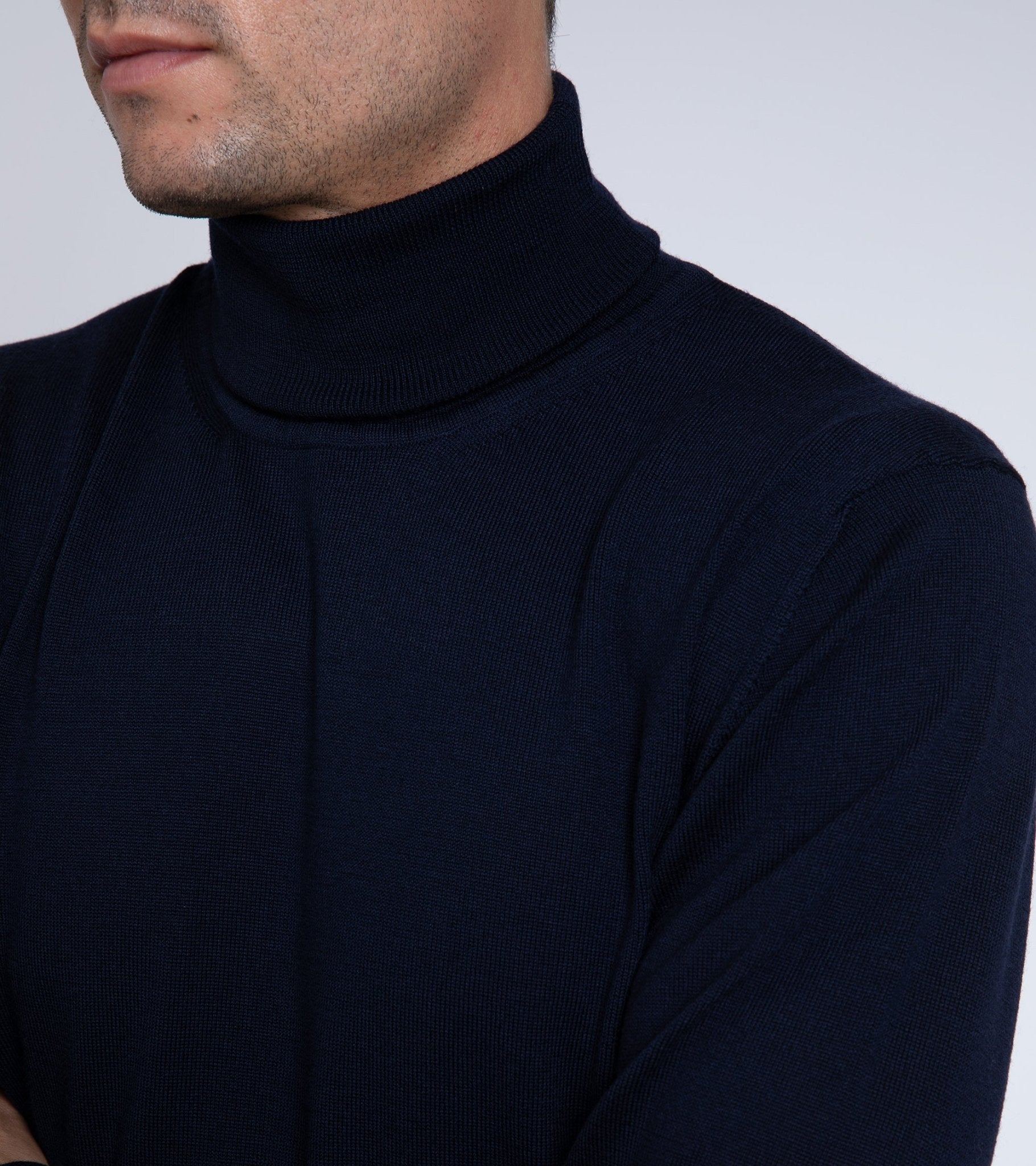 Trunk William Merino Roll Neck Sweater: Navy - Trunk Clothiers