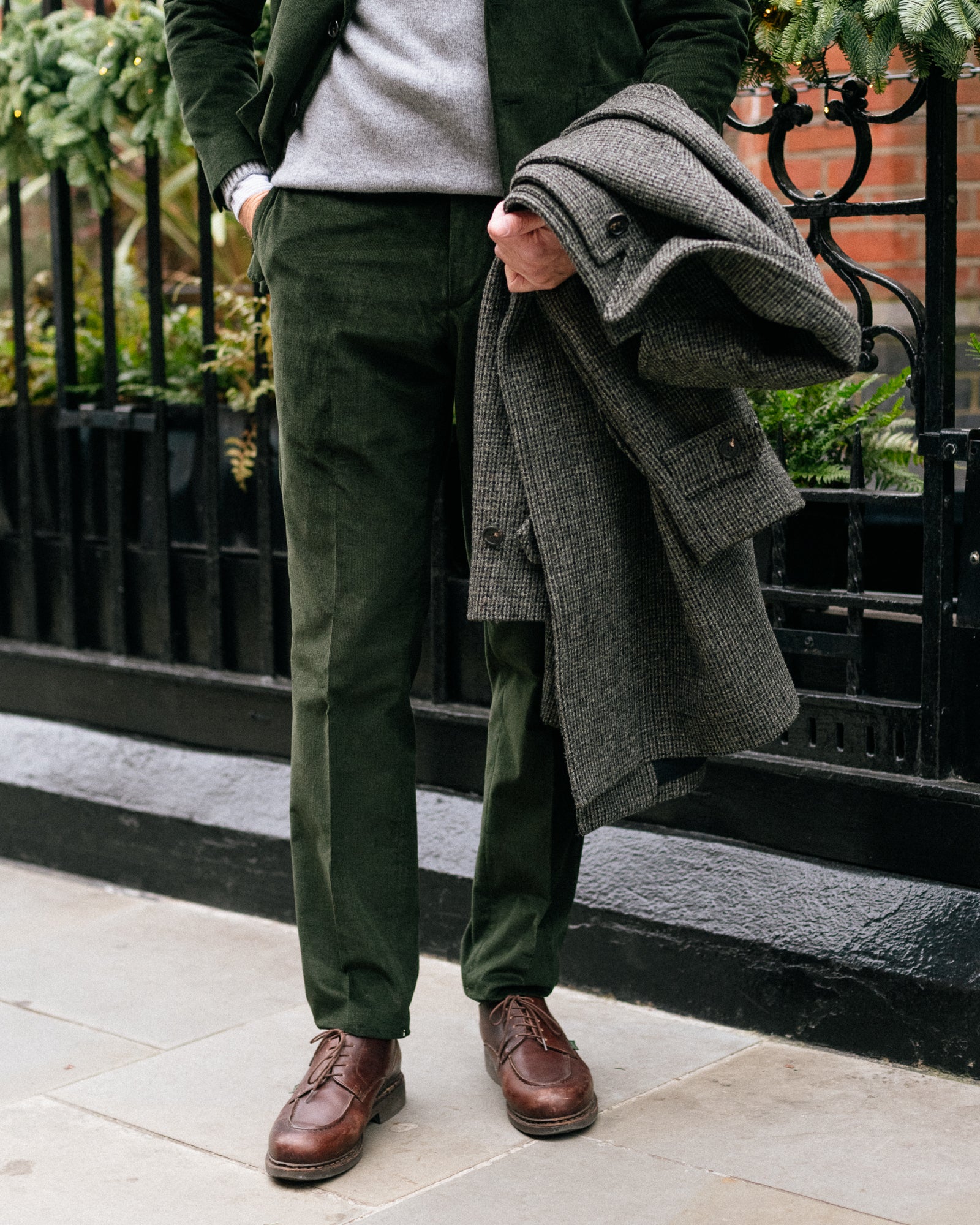 Trunk Wigmore Italian Cotton Needlecord Suit Trousers: Green