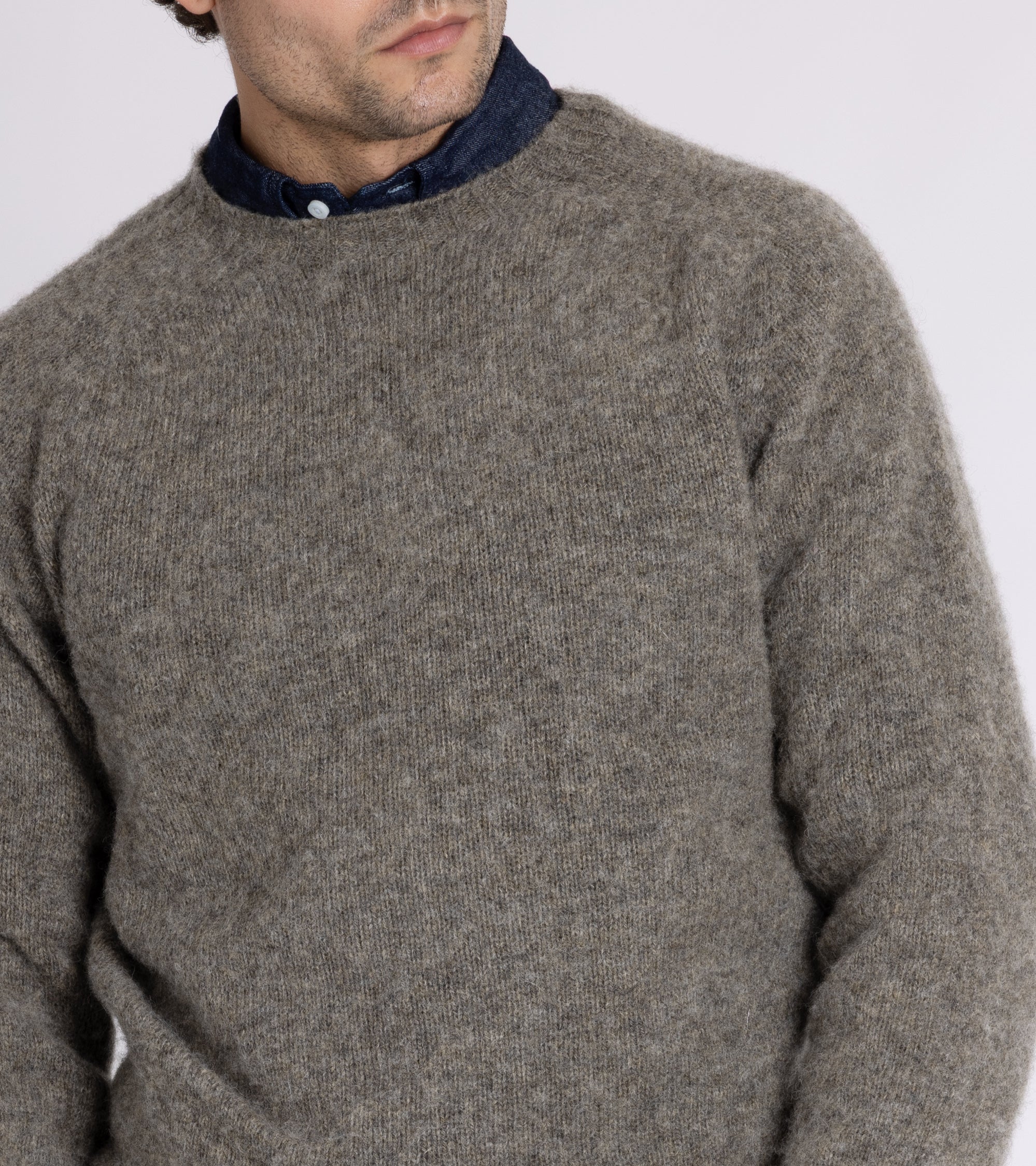 Trunk Goswell Brushed Lambswool Crew Neck Sweater: Dark Natural