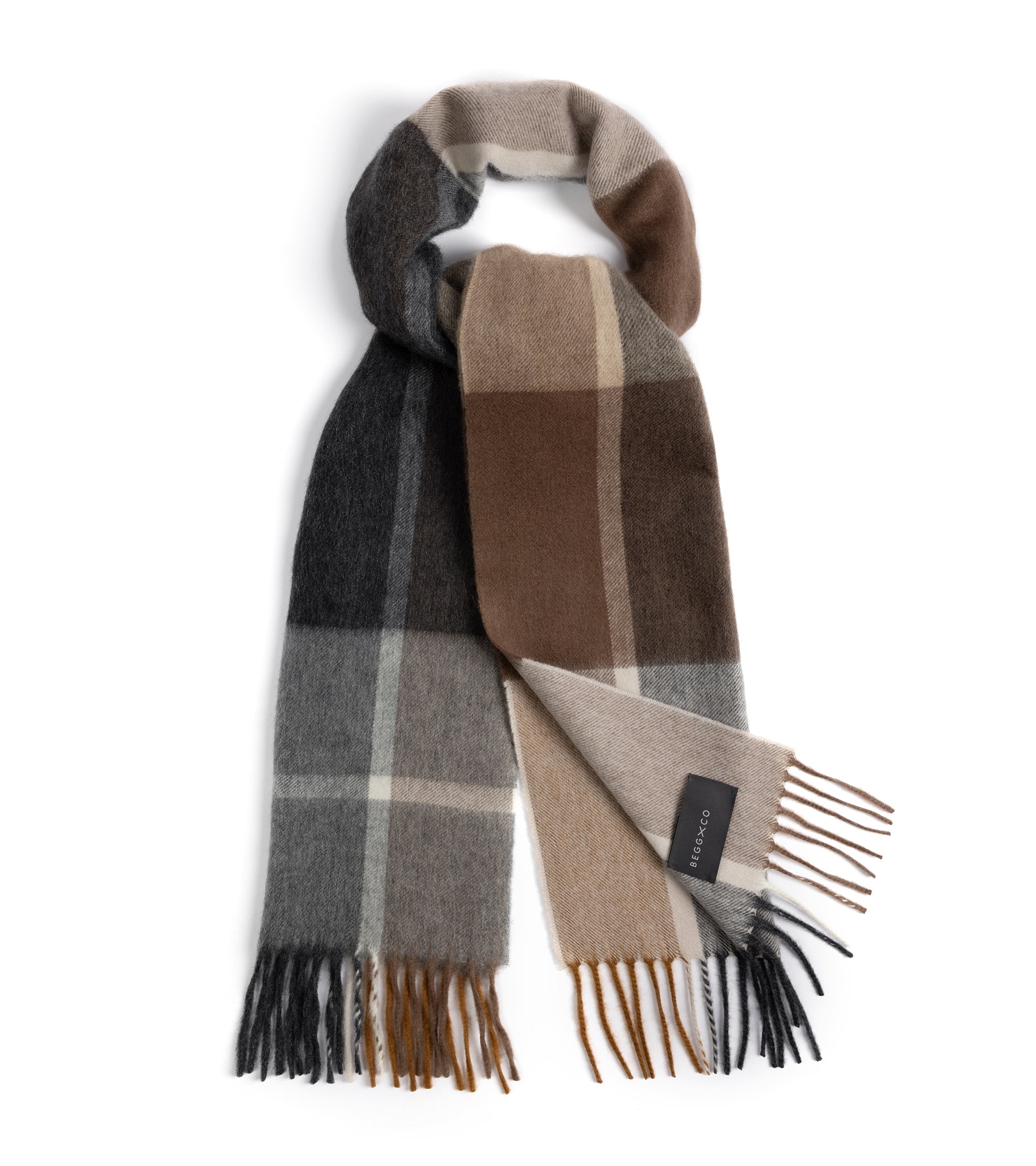 Begg x Co Arran Edgar Checked Cashmere Scarf: Charcoal/Natural