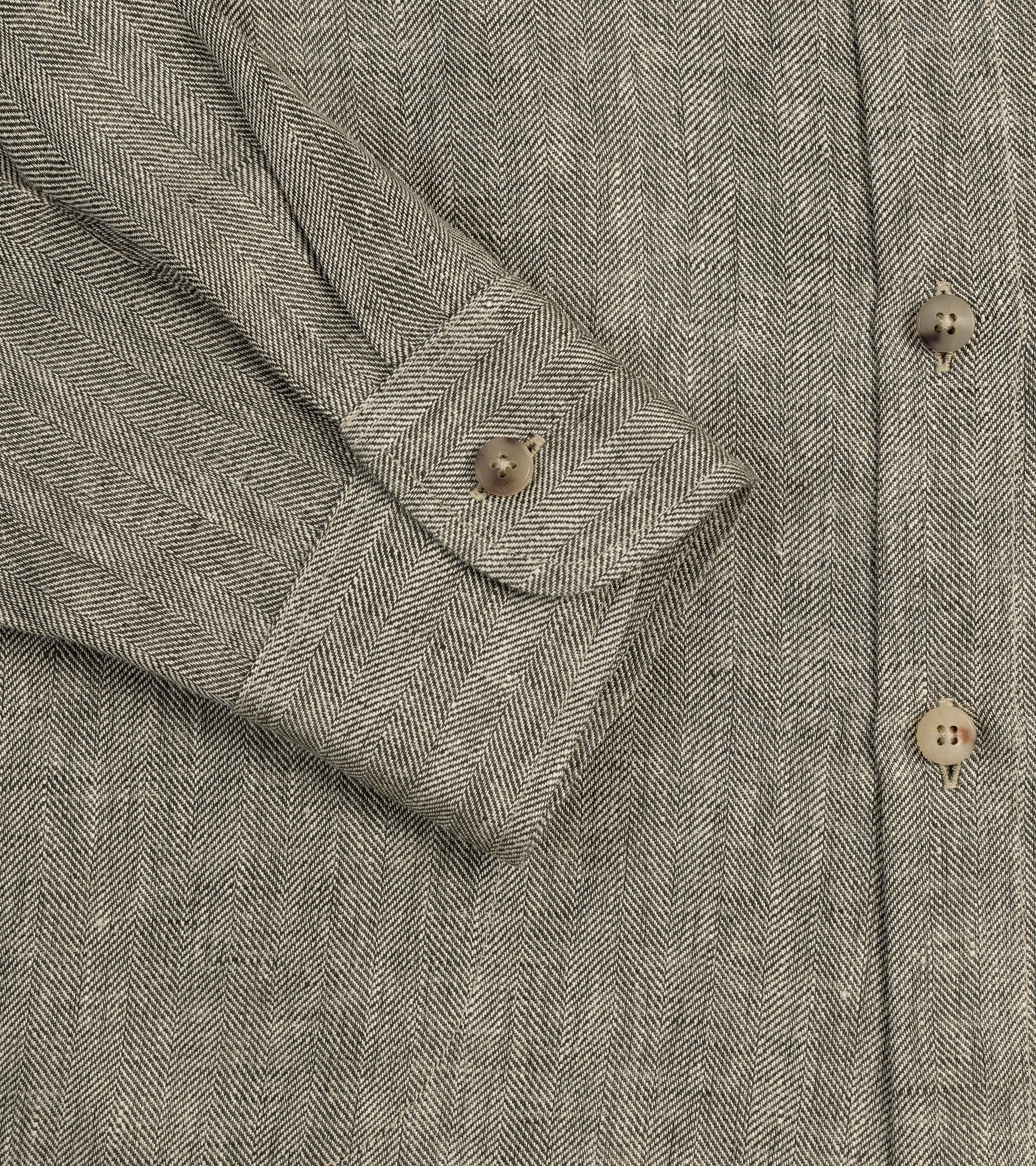 De Bonne Facture Linen Herringbone Two Pocket Overshirt: Khaki