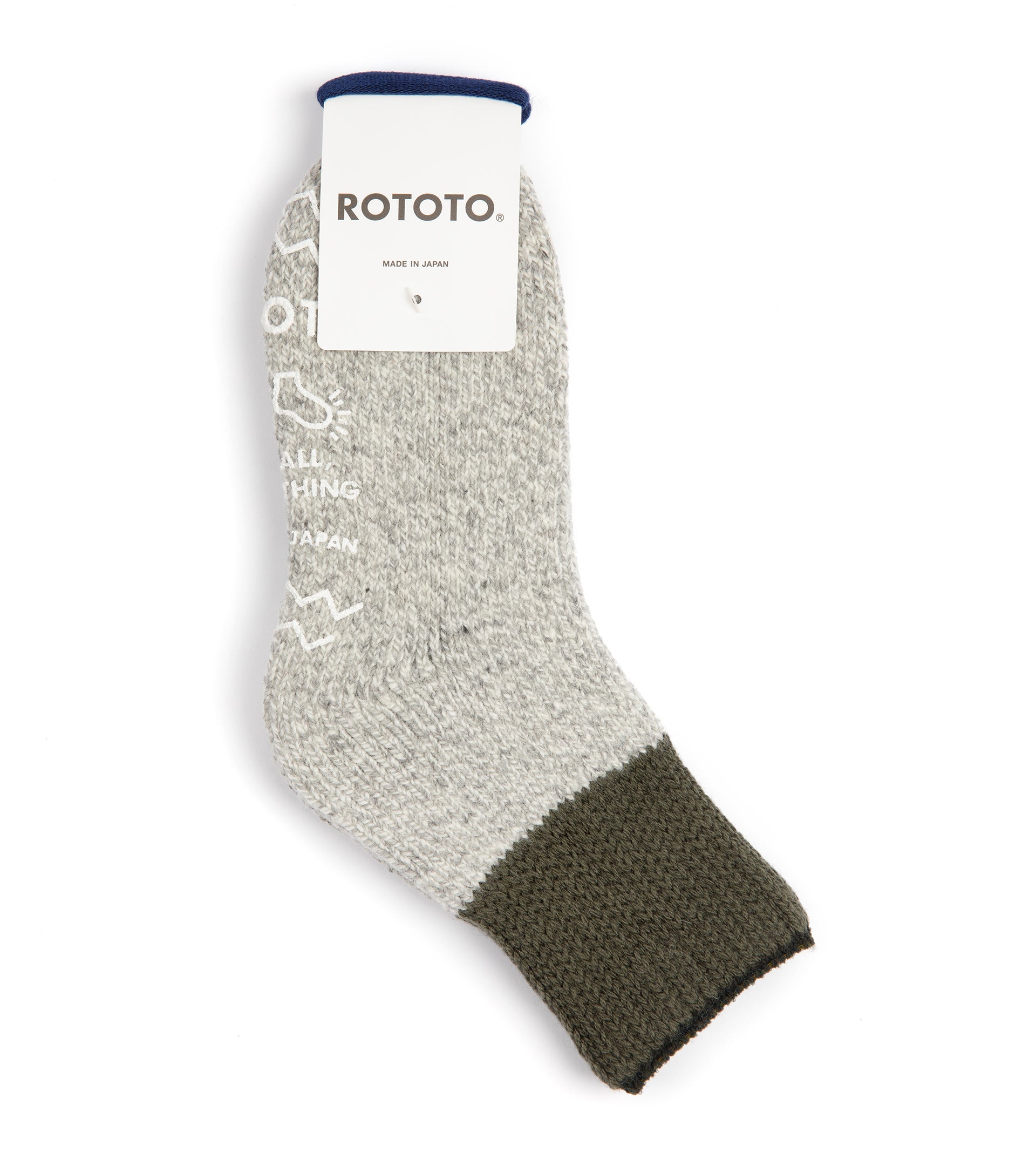 04.

Room Socks from RoTo...