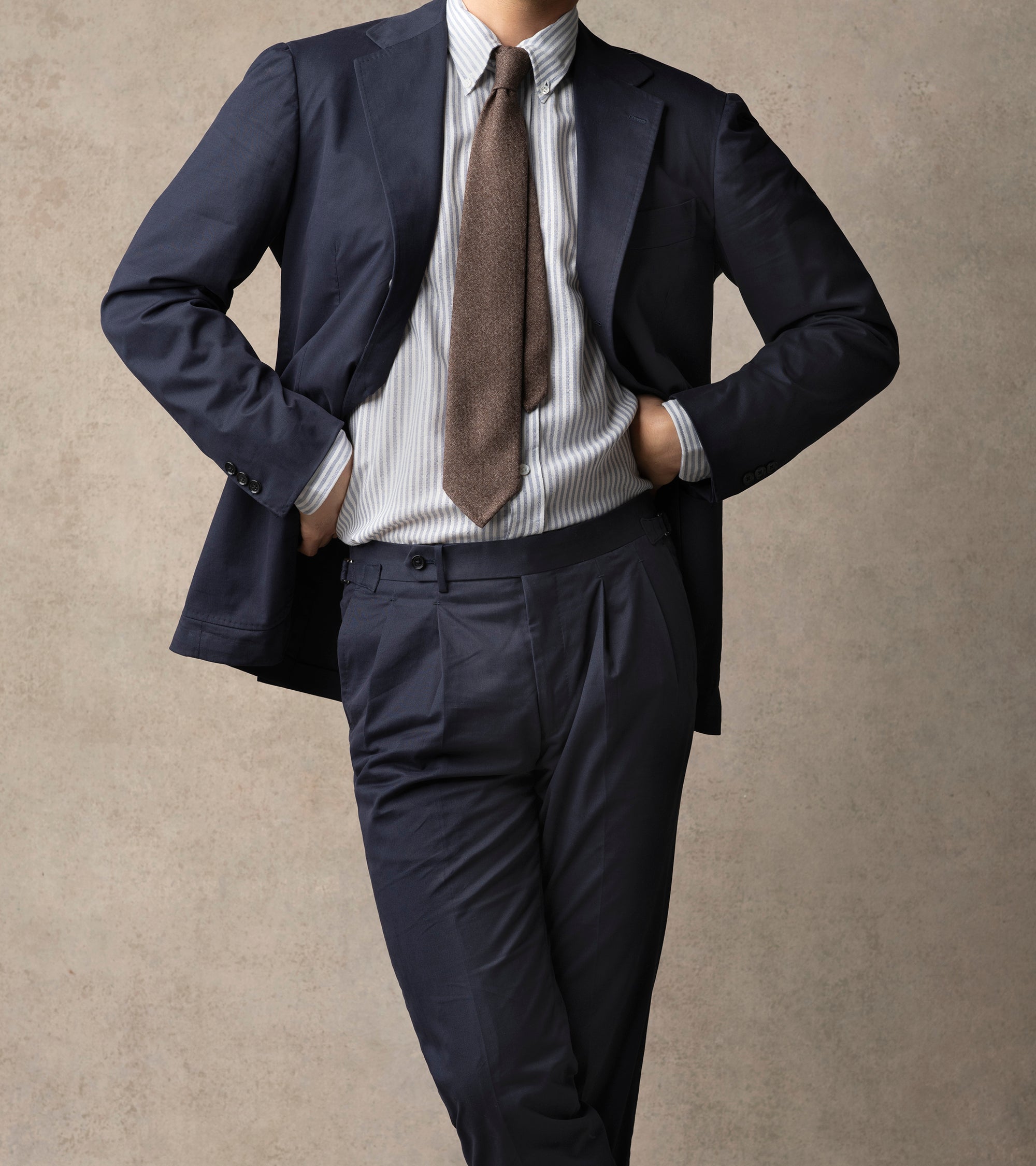 Bigi Wool Cotton Cashmere Twill Tie: Brown