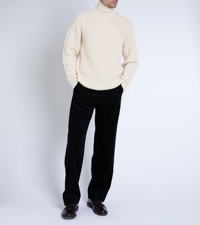 Batoner Signature Wool Turtle Neck Sweater: Ivory – Trunk Clothiers