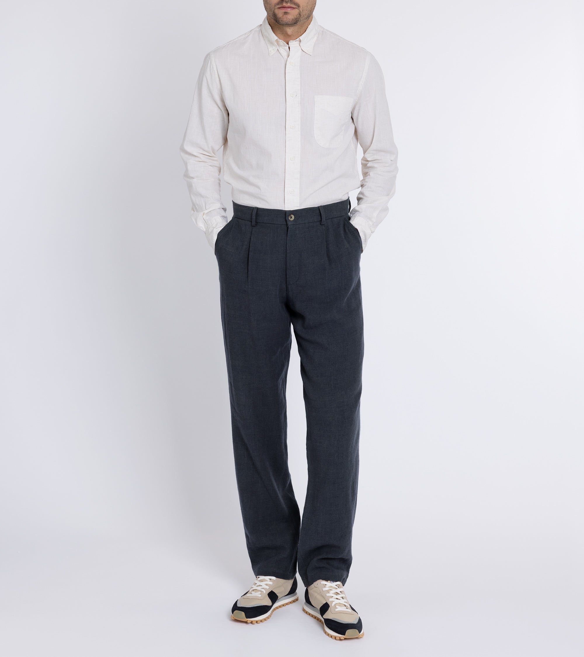 De Bonne Facture Wool Linen One Pleat Trousers: Dark Grey