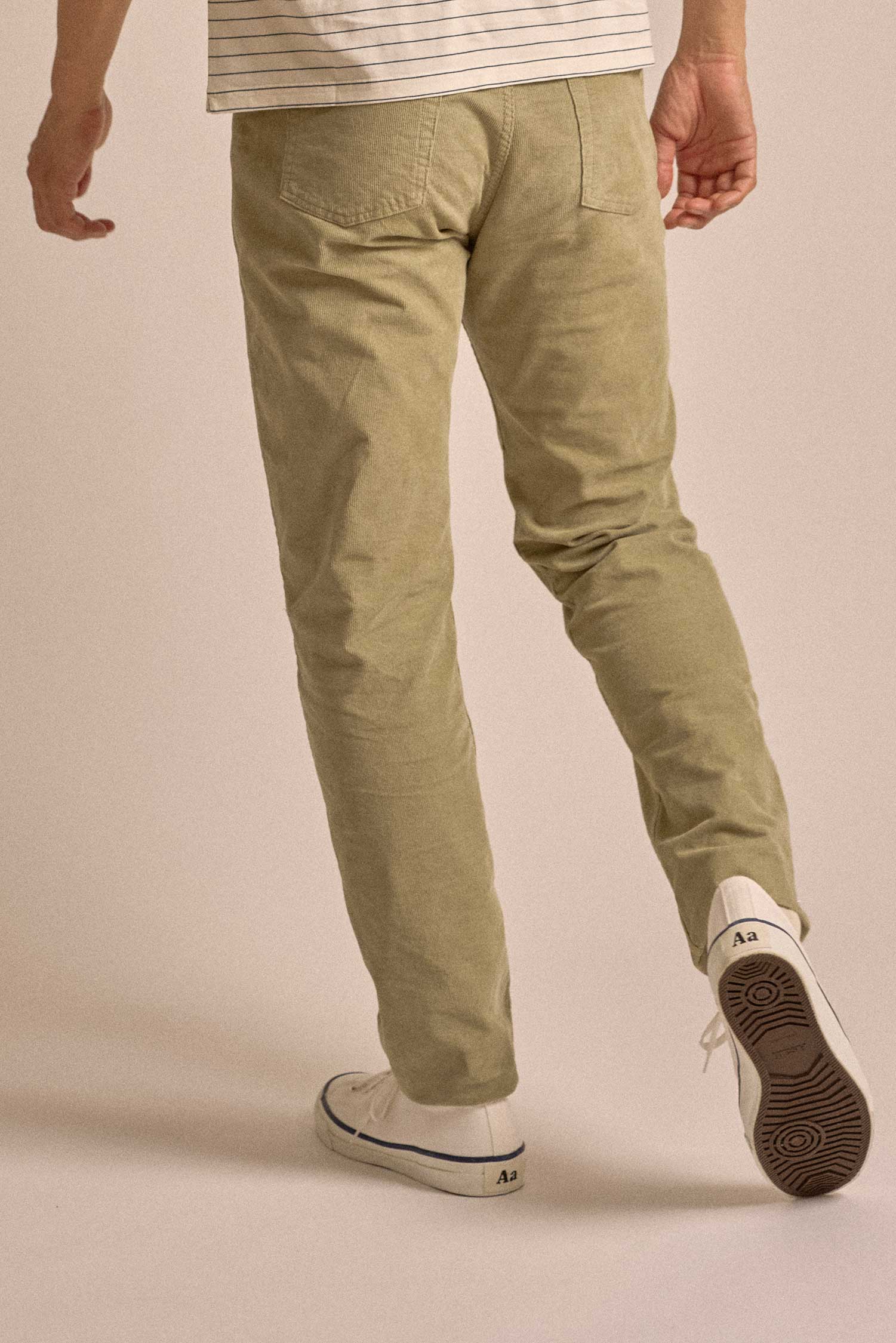Trunk Dean Corduroy 5 Pocket Trousers: Oyster Grey