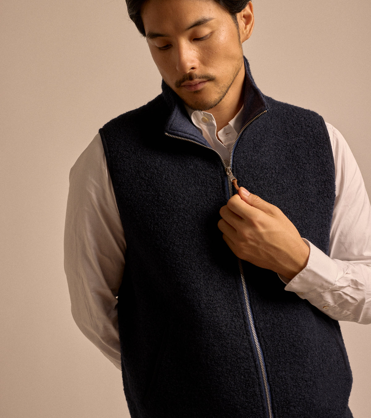 Alpe Piano Fedele Boucle Wool Vest: Navy